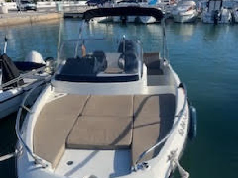 Motorboot mieten in Castelldefels - Quicksilver Activ 605 Sundeck