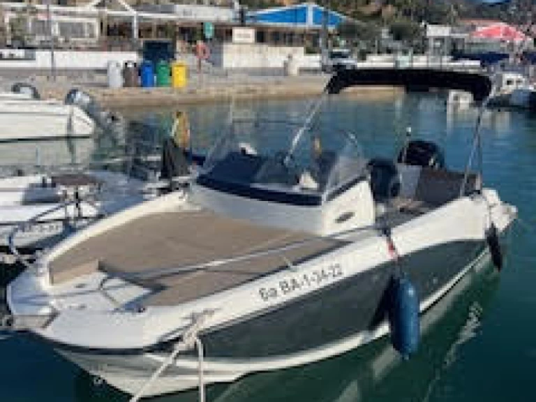 Bootsverleih Quicksilver Activ 605 Sundeck Castelldefels Samboat