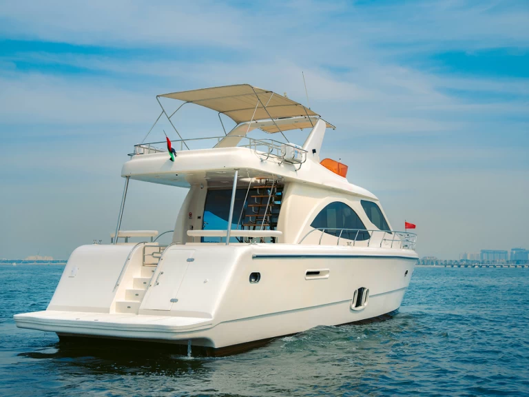 Azimut X1 mieten Dubaï harbour