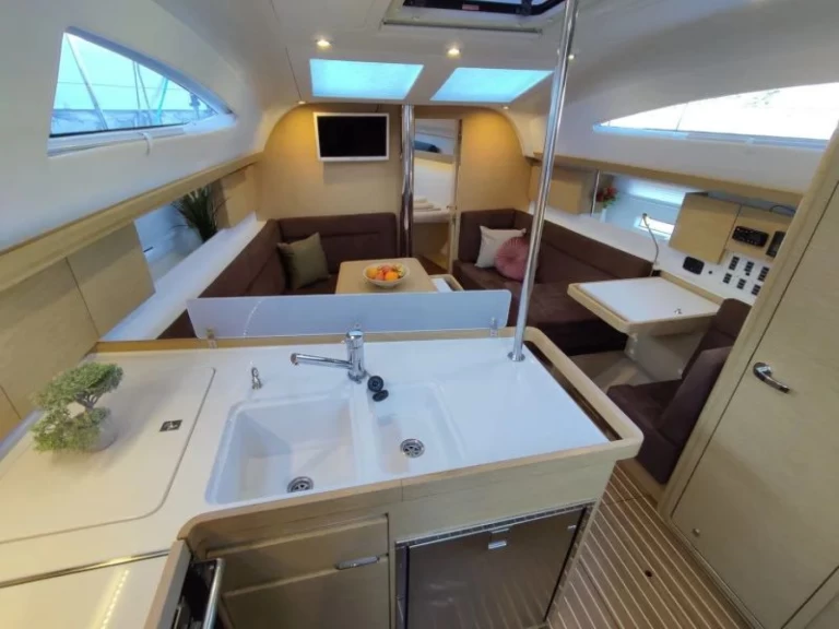 YachtCharter in Baška Voda - Elan Impression 40 auf SamBoat