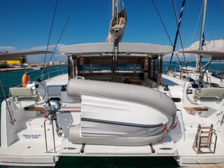 Boot mieten Nidri günstig Bali Catsmart