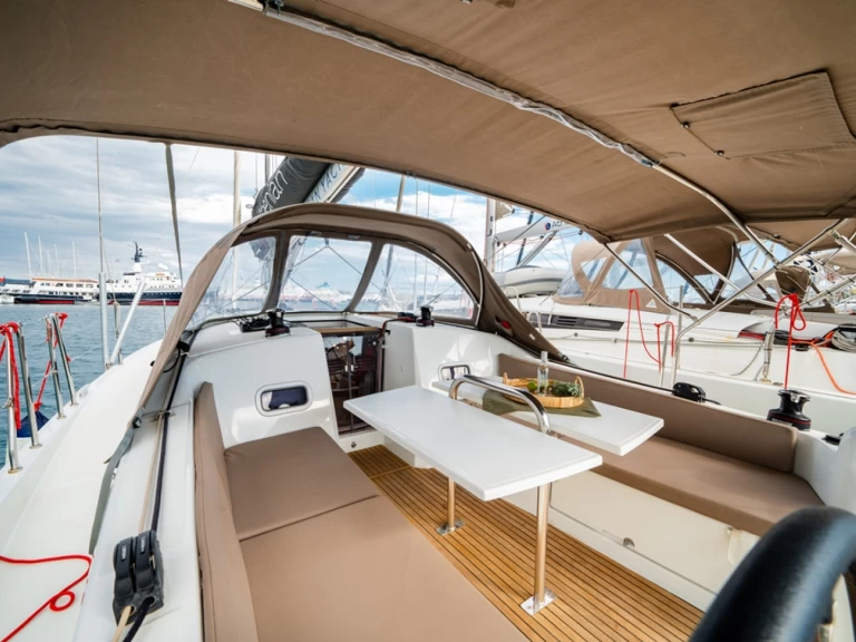 Bootsverleih Jeanneau Sun Odyssey 380 Kos Samboat