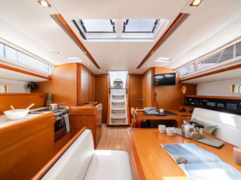 YachtCharter in Rhodos - Jeanneau Sun Odyssey 519 auf SamBoat