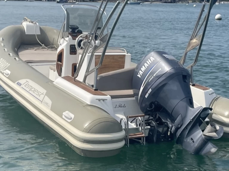 Ein Capelli Tempest 626 Ivory mieten in Lège-Cap-Ferret