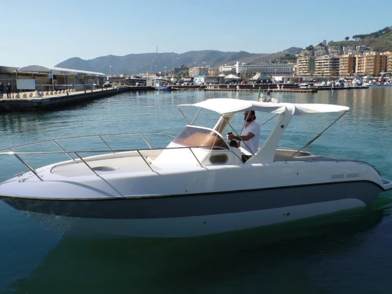 Motorboot mieten in Salerno zum besten Preis