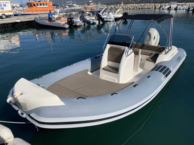 Schlauchboot mieten in Propriano - Nautica Led Nautica Led 680