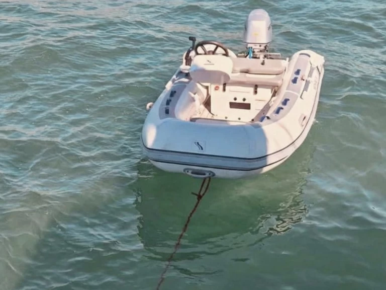 Vermietung Katamaran Bali mit Führerschein