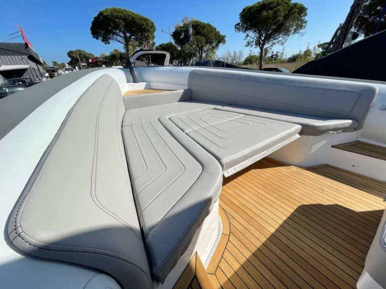 Boot mieten Hyères günstig RH 1000