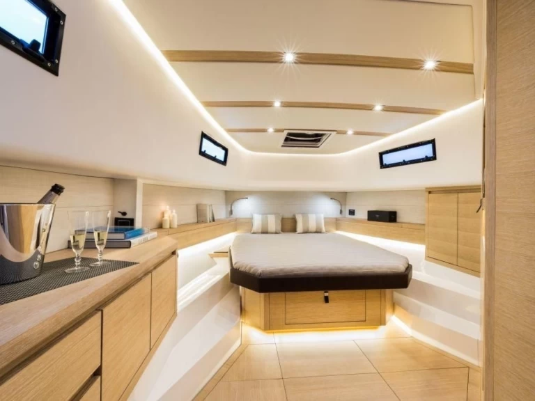 Cantiere Del Pardo PARDO mieten Hyères