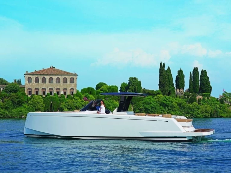 YachtCharter in Hyères - Cantiere Del Pardo PARDO auf SamBoat