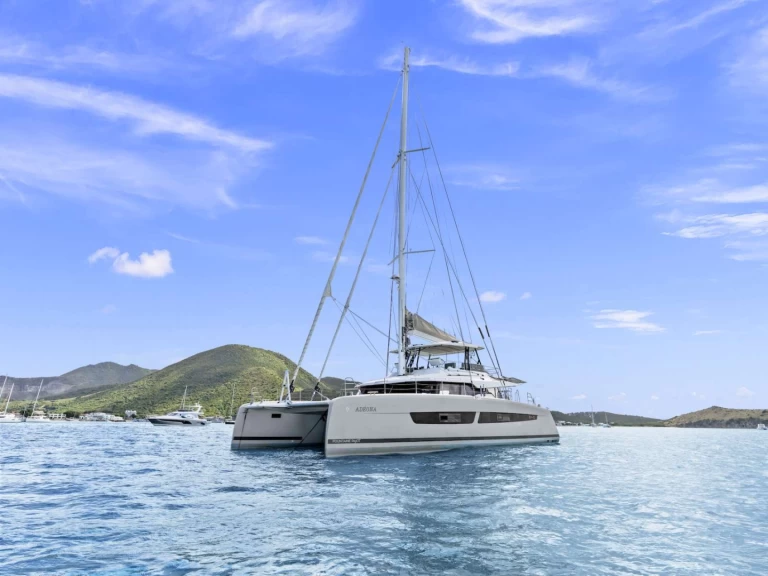 Fountaine Pajot ADEONA mieten St. Vincent und die Grenadinen