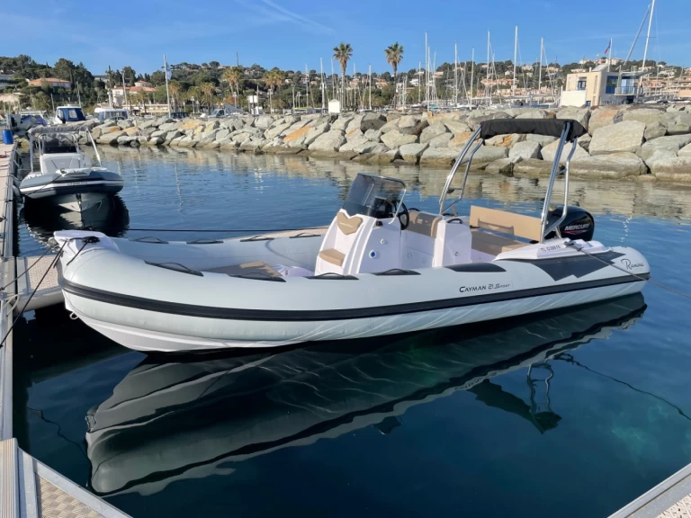 Ein Ranieri Cayman 21 S mieten in Cavalaire-sur-Mer