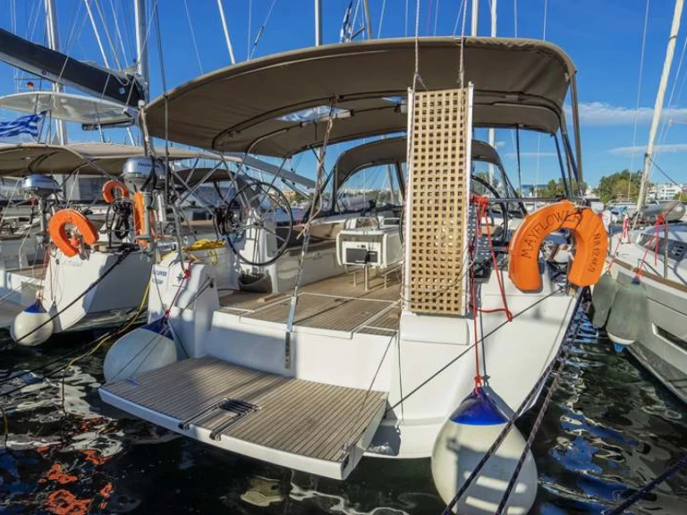 Bootsverleih Jeanneau Sun Odyssey 519 Néa Péramos Samboat