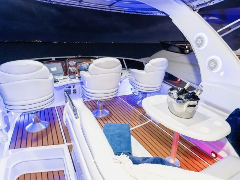 Bootsverleih Sea Ray Sea Ray 480 Sundancer Miami Beach Samboat