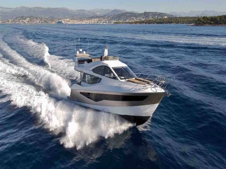 Yacht mieten in Šibenik zum besten Preis