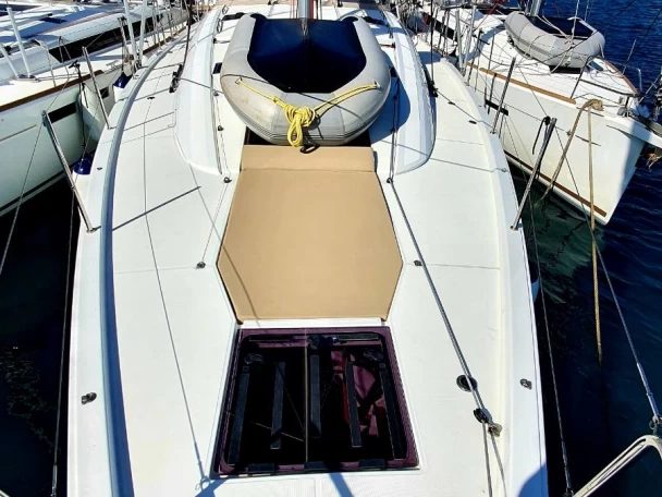 Ein Jeanneau Jeanneau 54 mieten in Rhodos