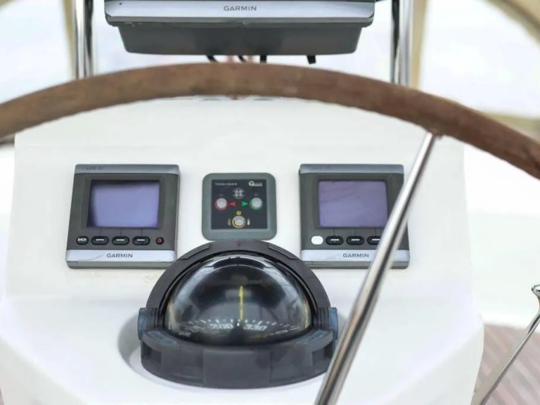 YachtCharter in Punat - Bavaria Cruiser 32 auf SamBoat