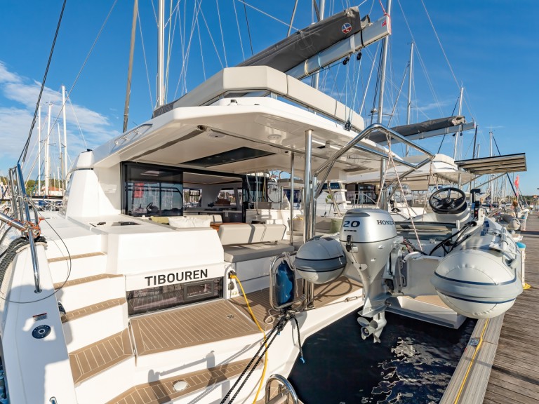 Leopard Catamarans / Robertson & Caine Leopard 45 mieten Toulon