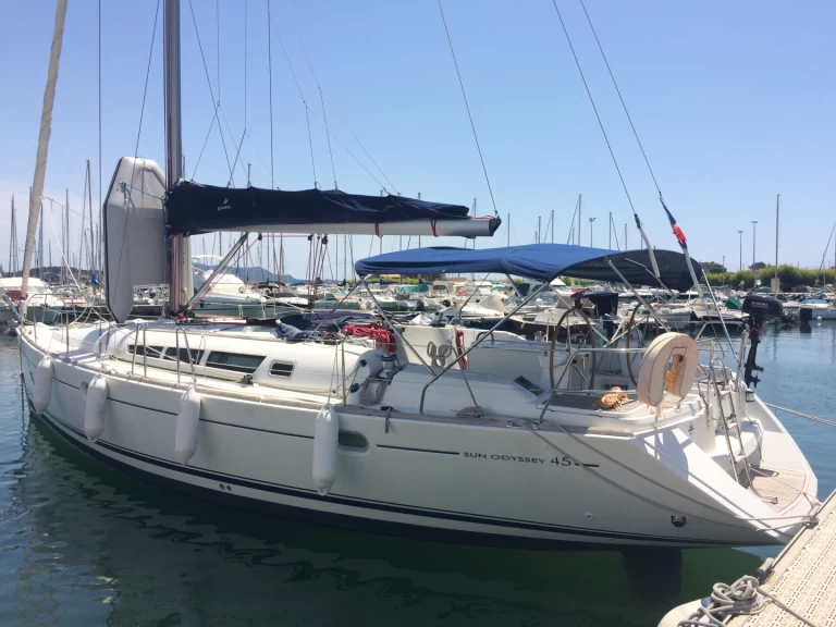 Segelboot mieten in Toulon - Jeanneau Sun Odyssey 45