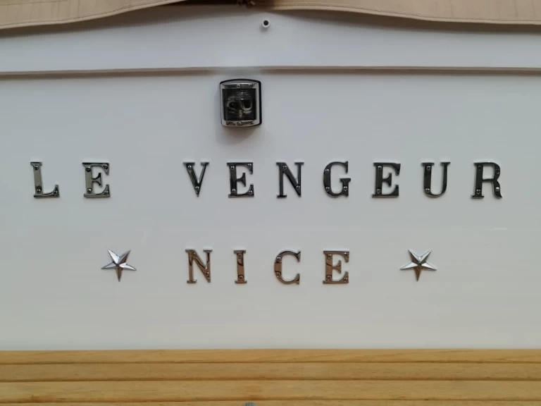 Motorboot mieten in Cannes zum besten Preis