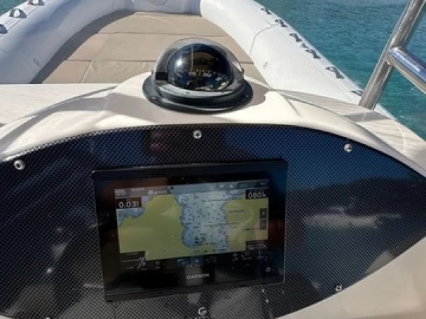 Motorboot mieten in Poltu Quatu -  Capelli 900 Sun 250 HP