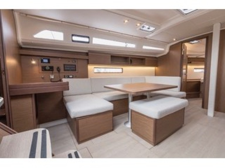 Vermietung Segelboot Bénéteau mit Führerschein