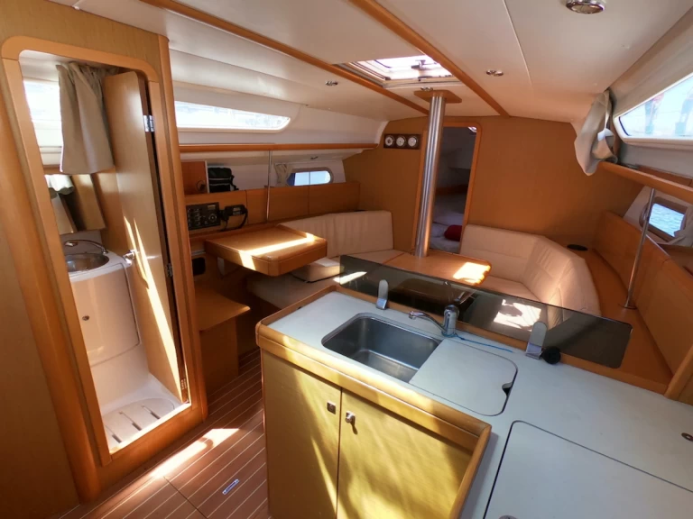 Bootsverleih Jeanneau Sun Odyssey 36i Performance Olbia Samboat