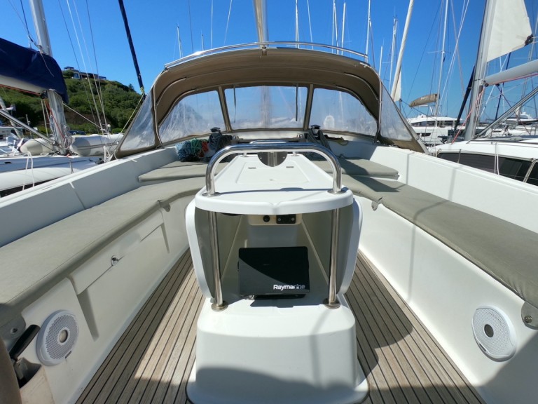 YachtCharter in Olbia - Jeanneau JEANNEAU YACHT 53 auf SamBoat