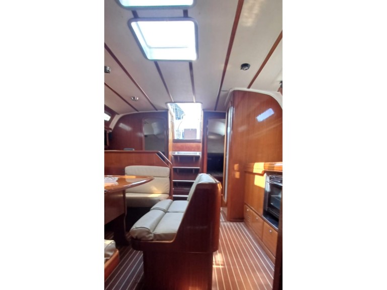 YachtCharter in Nikiána - Bavaria Bavaria 42 auf SamBoat