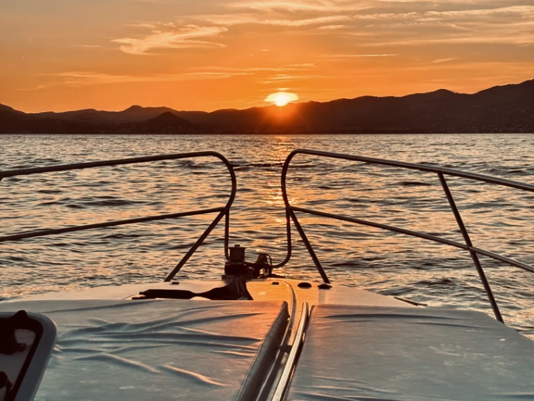 YachtCharter in Cannes - Fairline Targa 42 auf SamBoat