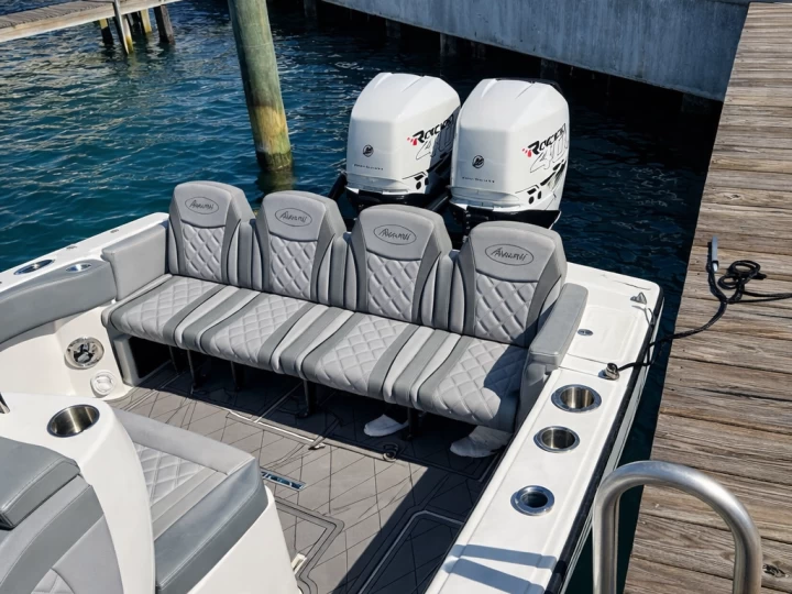 Motorboot mieten in Nassau zum besten Preis