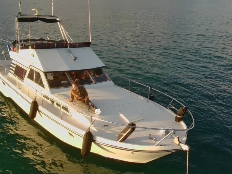 Vermietung Motorboot Guy Couach mit Führerschein