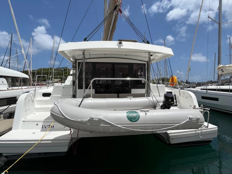 Ein Bali Bali Catspace Voile mieten in Saint George's