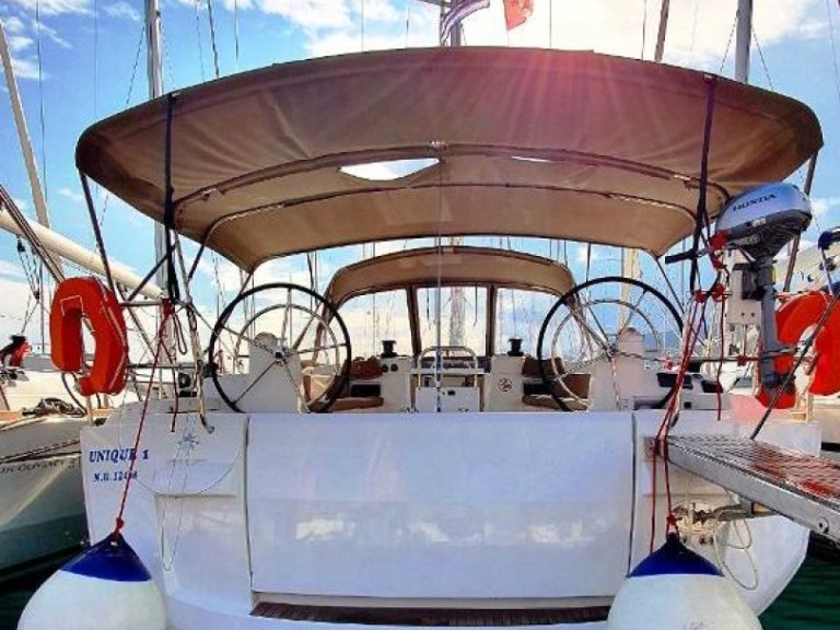 Ein Jeanneau Sun Odyssey 519 mieten in Néa Péramos