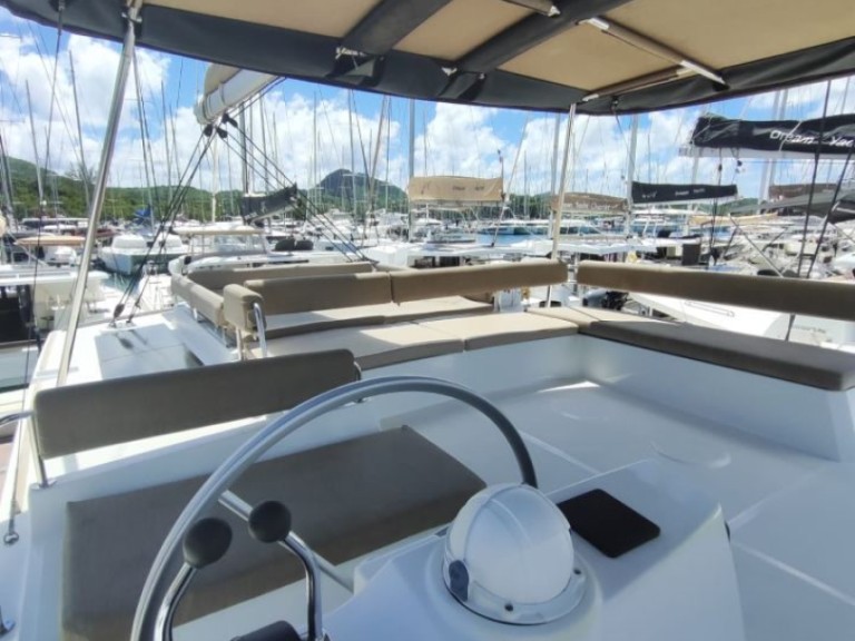 Vermietung Katamaran Bali mit Führerschein