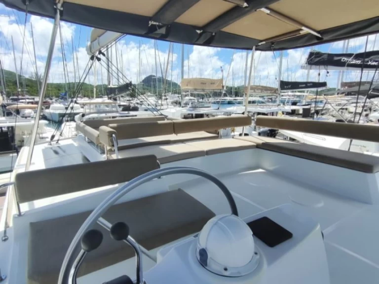 Vermietung Katamaran Bali mit Führerschein