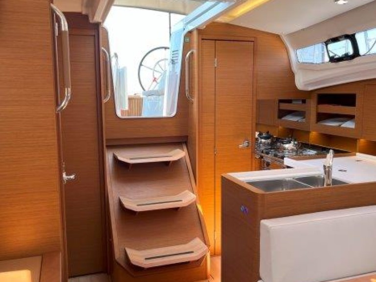 Segelboot mieten in Lavrion - Jeanneau Sun Odyssey 380