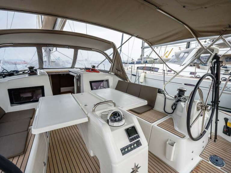 Bootsverleih Jeanneau Sun Odyssey 410 Lavrion Samboat