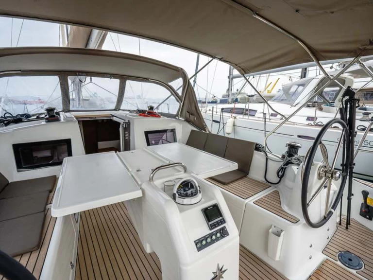 Bootsverleih Jeanneau Sun Odyssey 410 Lavrion Samboat