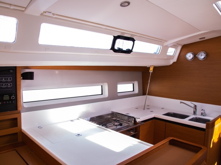 Bootsverleih Jeanneau Sun Odyssey 440 Nidri Samboat