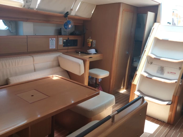 Bootsverleih Jeanneau Sun Odyssey 49i Néa Péramos Samboat