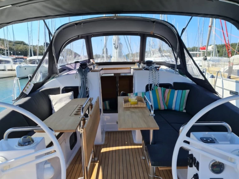 YachtCharter in Trogir - Elan Impression 45.1 auf SamBoat