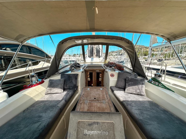 Ein Bavaria Cruiser 40 mieten in Bodrum