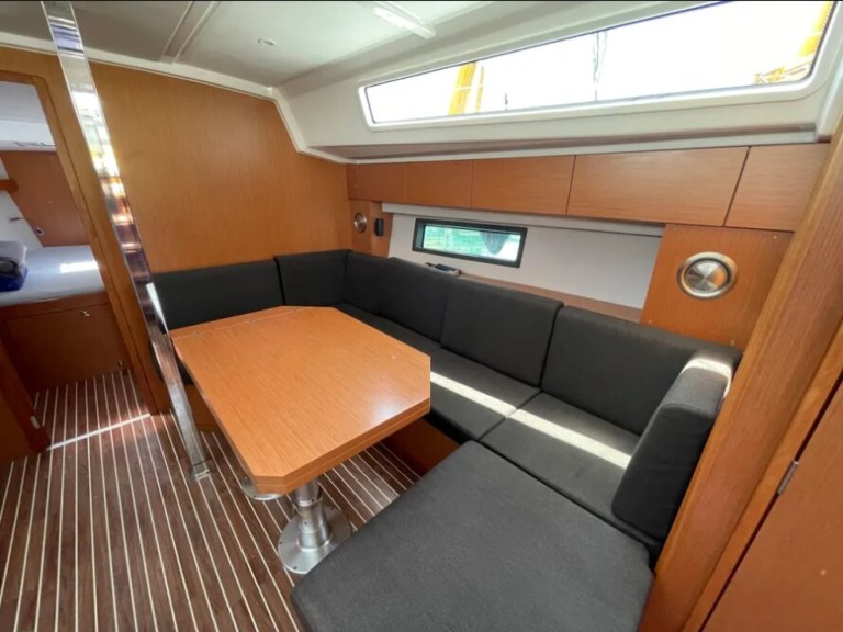 Segelboot mieten in Álimos zum besten Preis