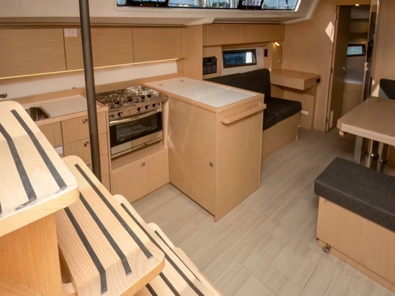 Bootsverleih Bavaria Bavaria C38 Cogolin Samboat