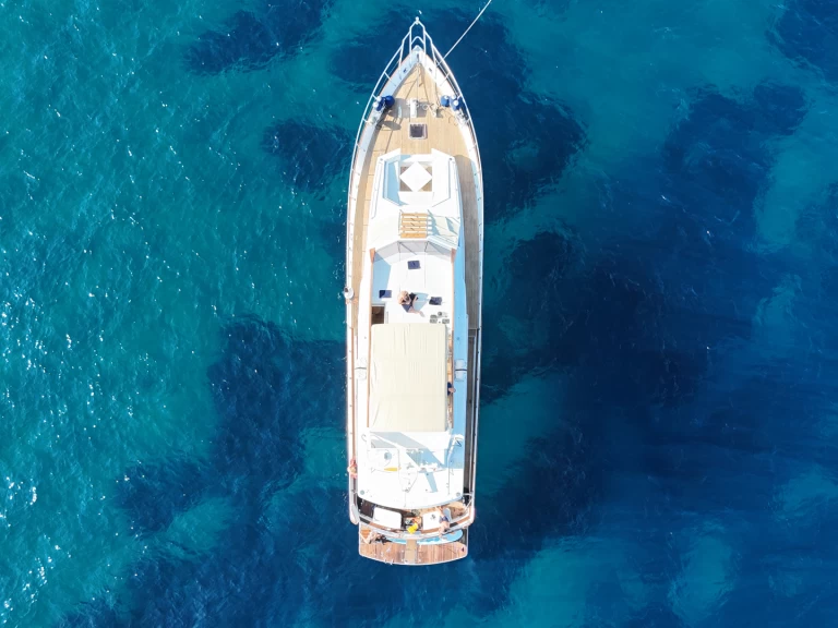 Cantieri Di Pisa Akhir 20 mieten Catania