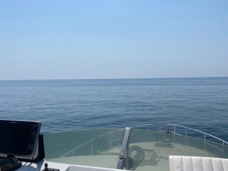 Motorboot mit oder ohne Skipper Raffaelli mieten in Porto Riva di Traiano