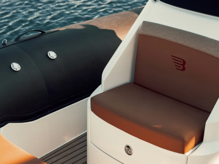 Vermietung Motorboot BREVA mit Führerschein