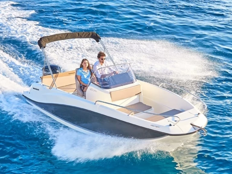Ein Quicksilver Activ 605 Open mieten in Calp / Calpe