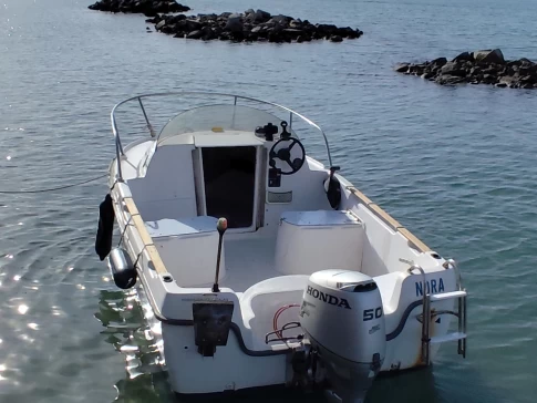 Motorboot mieten in Frankreich zum besten Preis